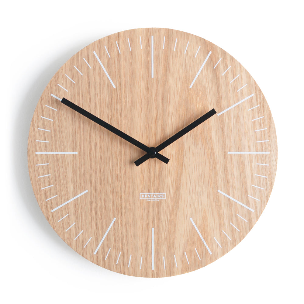 OAKY WALL CLOCK M01